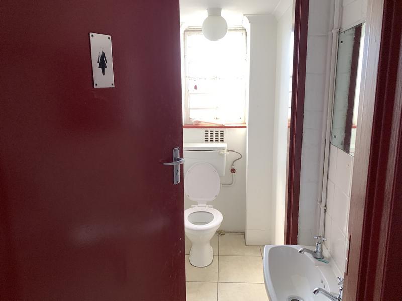 To Let commercial Property for Rent in Maitland Western Cape